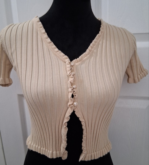 NWOT Princess Polly Beige Cropped & Ribbed Cardigan/ Top    Size S/M - Picture 5 of 16